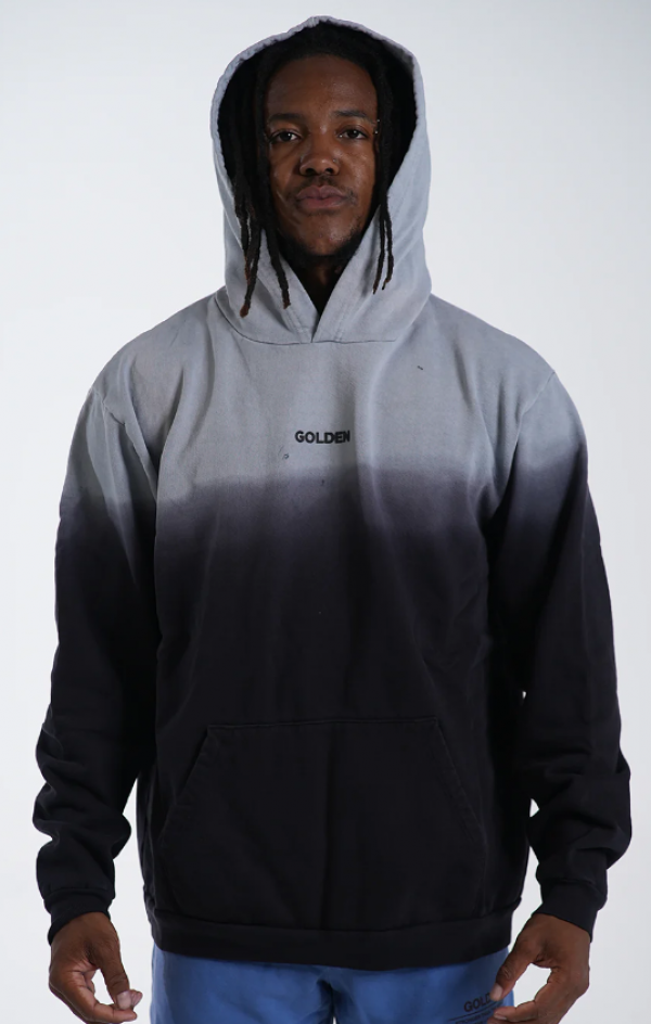 Hoodie Dip-Dye dengan Sentuhan Hitam